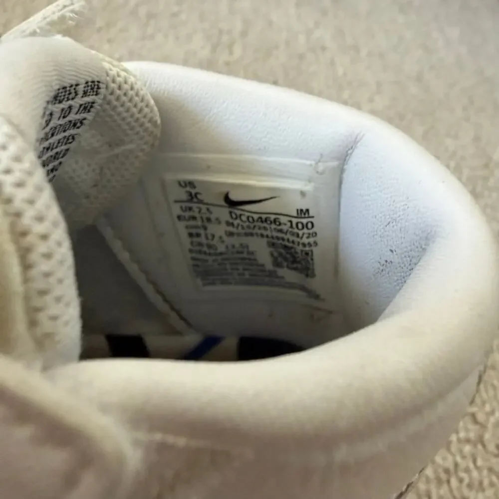 Nike Blazer Mid 77 SE TD Sisterhood White Metallic Silver Sneakers 3C DC0466-100